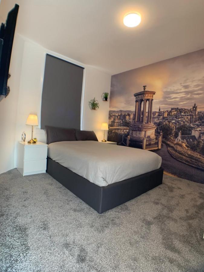 Maria- Bright And Modern City Center Apartment . إدنبرة المظهر الخارجي الصورة